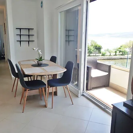 In - Paklenica Riviera 50356 סלינה