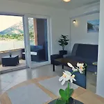 In - Paklenica Riviera 50356 Appartement *